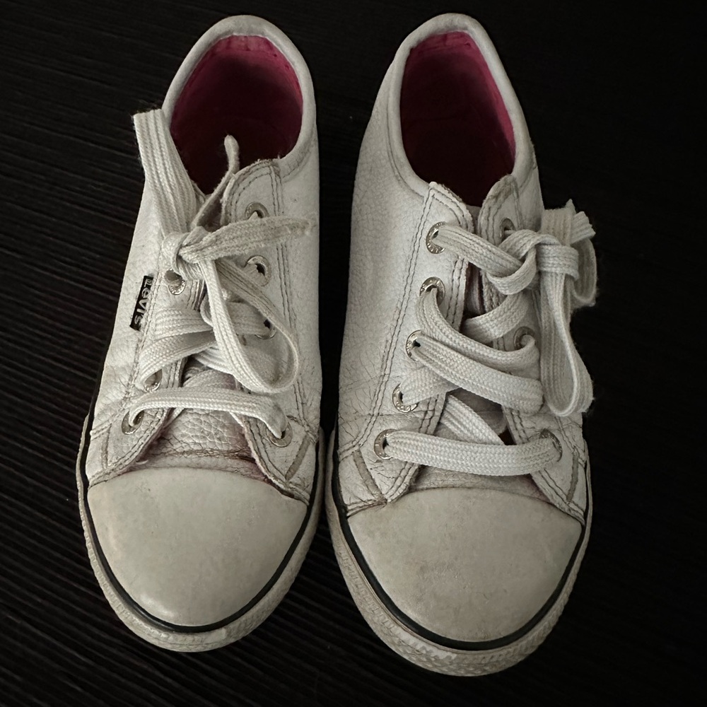 Girls Levi shoes